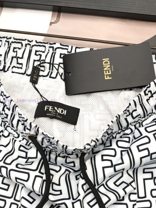 Fendi 2024 Summer Men's Casual Shorts Beach Pants Customized Quick Drying Fabric Soft And Smoot 3gdfxiwd - Image 9