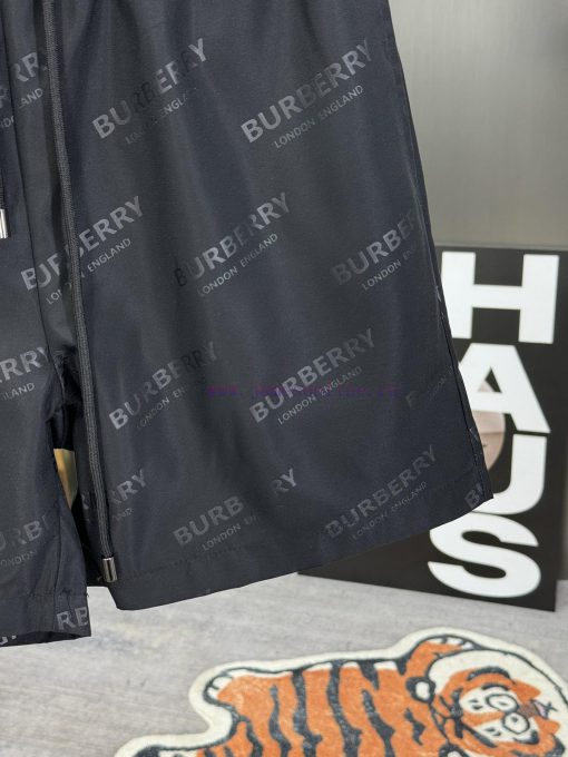 Burberry's New Beach Shorts For Spring And Summer 2024 Synchronized With The Original 1-1 Repli 5rz1spkq - Image 7