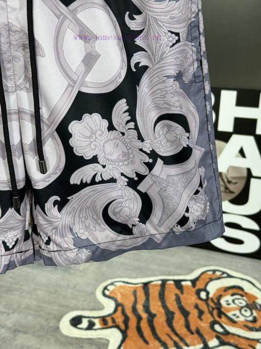 Versace 2024 Spring/Summer New Beach Pants Shorts Official Website Synchronized With Original 1 q2gbom79 - Image 7
