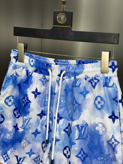 LV 2024 Spring And Summer New Beach Pants Official Shorts Website Synchronized With The Origina 10a8va74 - Image 8