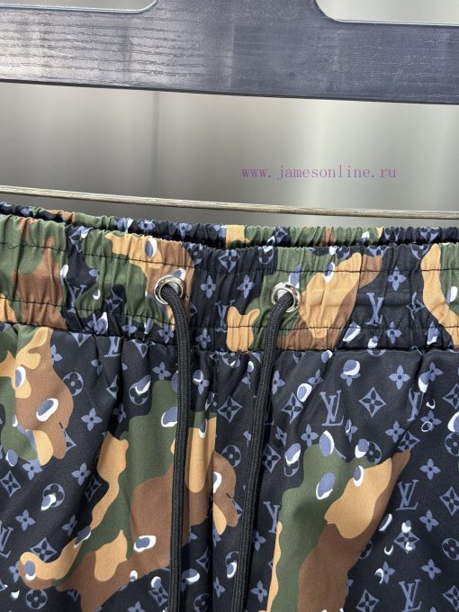 LV 2024 Spring And Summer New Beach Pants Official Shorts Website Synchronized With The Origina sr4wc4cr - Image 6
