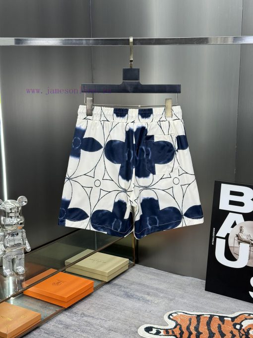 LV 2024 Spring And Summer New Beach Pants Official Shorts Website Synchronized With The Origina 43o2ibfd - Image 3