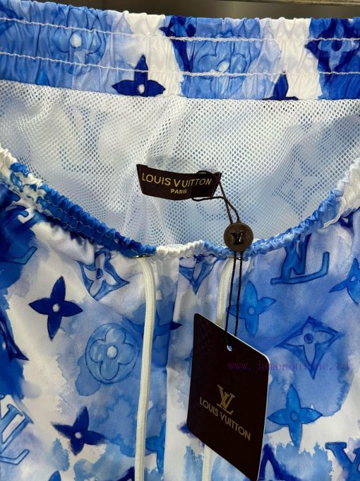 LV 2024 Spring And Summer New Beach Pants Official Shorts Website Synchronized With The Origina 10a8va74 - Image 10