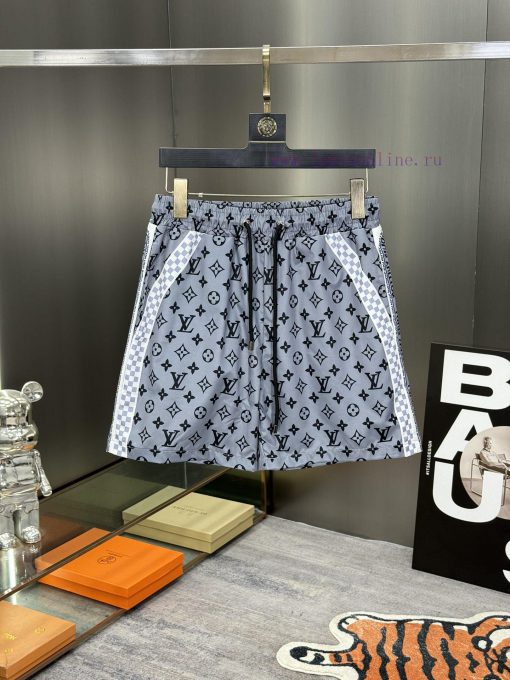 LV 2024 Spring And Summer New Beach Pants Official Shorts Website Synchronized With The Origina 4ah571zm - Image 2