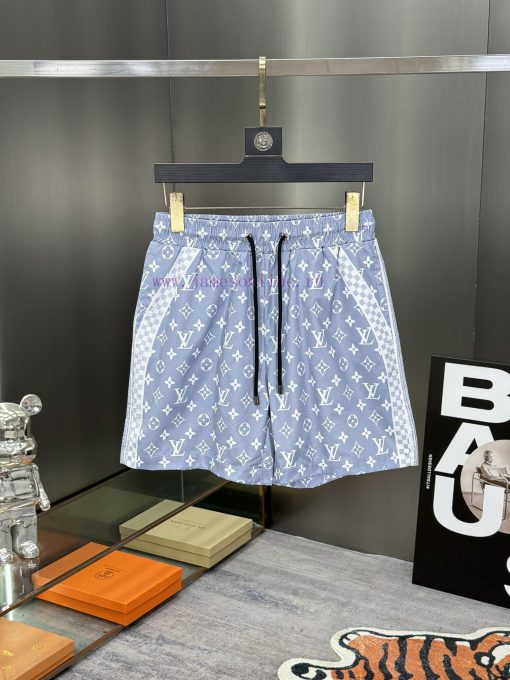 LV 2024 Spring And Summer New Beach Pants Official Shorts Website Synchronized With The Origina vtft5fs0