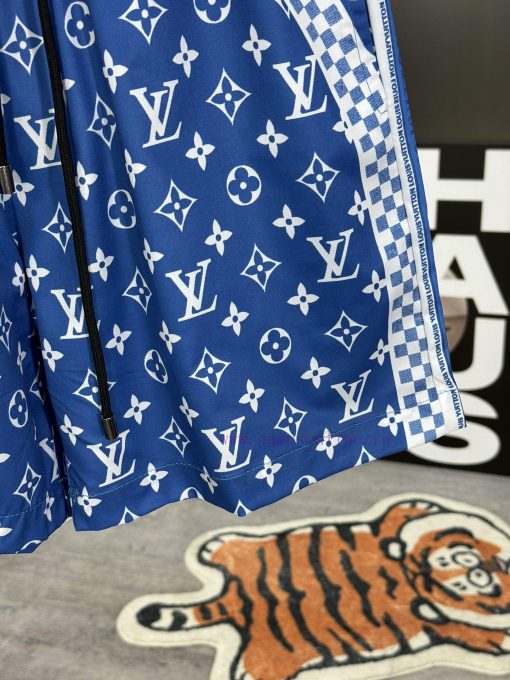 LV 2024 Spring And Summer New Beach Pants Official Shorts Website Synchronized With The Origina 2gtny76u - Image 8