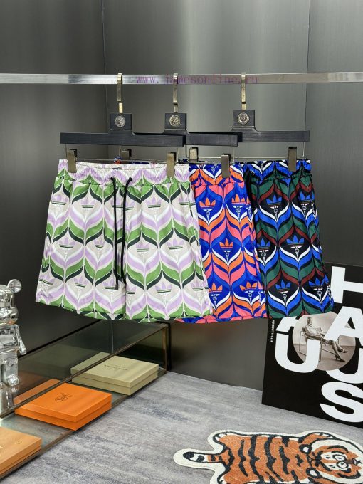 Gucci's New Beach Shorts For Spring And Summer 2024 Synchronized With The Original 1-1 Replica 78espb8c - Image 4