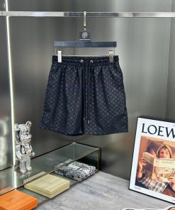 LV 2025 Spring And Summer New Embossed Beach Pants Quarter Shorts Official Website Synchronized uwve9x5v