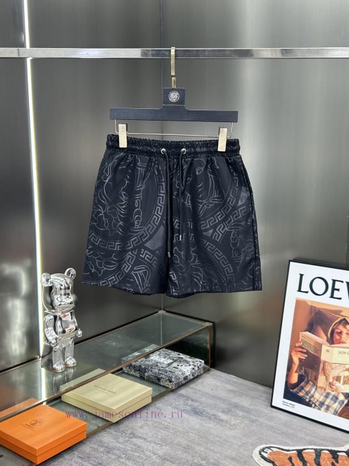 Versace 2025 Spring/Summer New Beach Pants Quarter Shorts Official Website Synchronized With Or tco9duwg