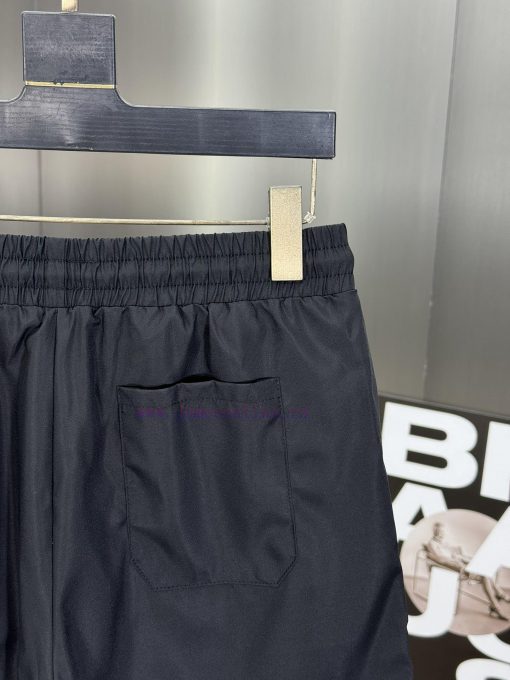 Givenchy's 2024 Spring And Summer New Beach Pants With A 1-1 Replica Of The Original Shorts On i9d9f8zq - Image 10