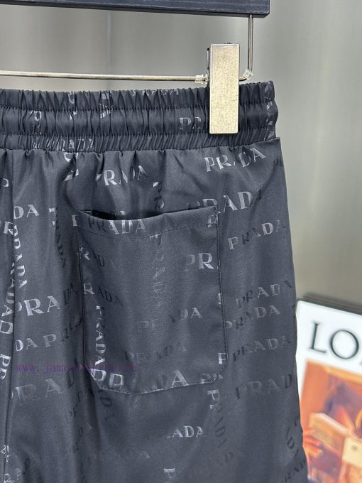 Prada 2025 Spring And Summer New Embossed Beach Pants 4-point Shorts Official Website Synchroni n98h9ucb - Image 10
