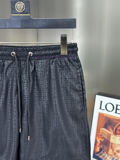 Givenchy 2025 Spring And Summer New Beach Pants 4-point Shorts Official Website Synchronized Wi hehasohv - Image 4