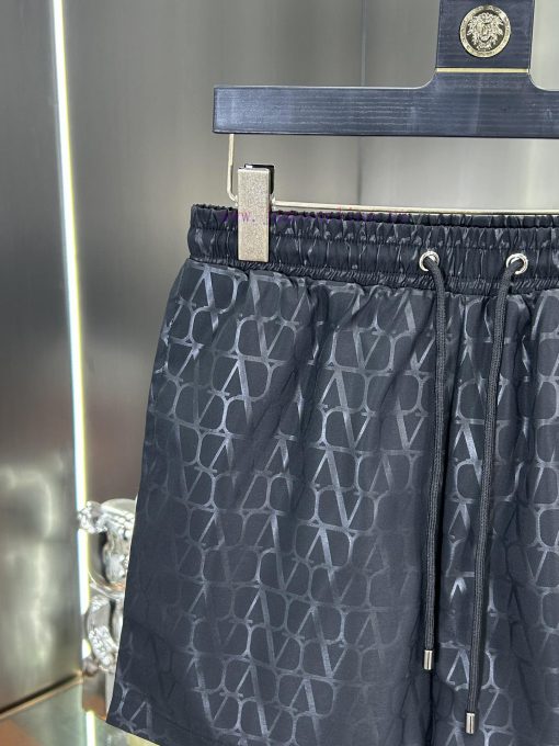 Valentino 2025 Spring And Summer New Beach Pants 4-point Shorts Official Website Synchronized W te7paf2e - Image 5