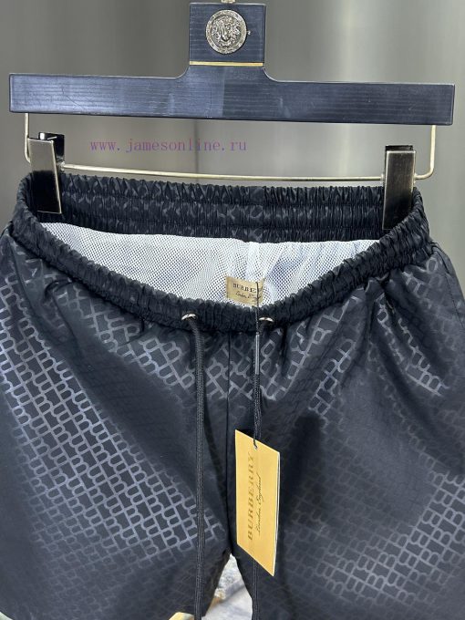 Burberry's New Beach Shorts For Spring And Summer 2025 With A 1-1 Replica Of The Original Versi tqi58vuk - Image 11