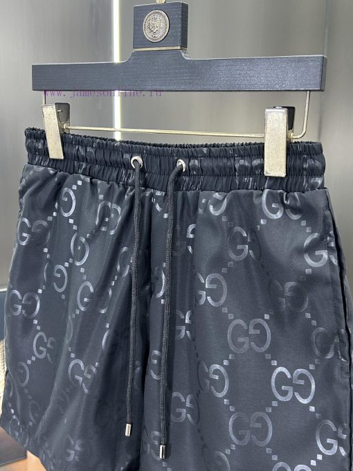 GUCCI 2024 Spring And Summer New Beach Pants 4 ⃣ The Official Website Of Fen Shorts Synchronize hf6crh7m - Image 9