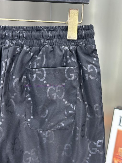 GUCCI 2024 Spring And Summer New Beach Pants 4 ⃣ The Official Website Of Fen Shorts Synchronize hf6crh7m - Image 10