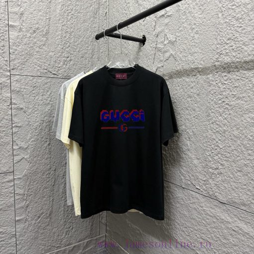 Gu * Gucci * 2025 Spring/Summer New Collection Chest Gucci Letter Plush Craft Short Sleeve T-sh 4ln4v1mv - Image 2