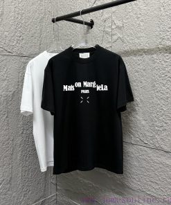 MM6 Magi * La 2025 Spring/Summer New Collection MM6 Letter Totem Classic Foam Craft Short Sleev f7kz040h