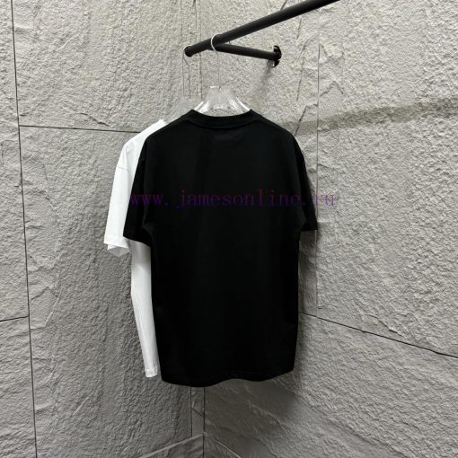 MM6 Magi * La 2025 Spring/Summer New Collection MM6 Letter Totem Classic Foam Craft Short Sleev f7kz040h - Image 9