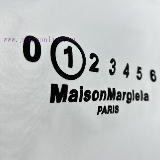 MM6 Magi * La 2025 Spring/Summer New Item MM6 Number Letter Classic Foam Craft Short Sleeve T-s vxhpj7d0 - Image 6