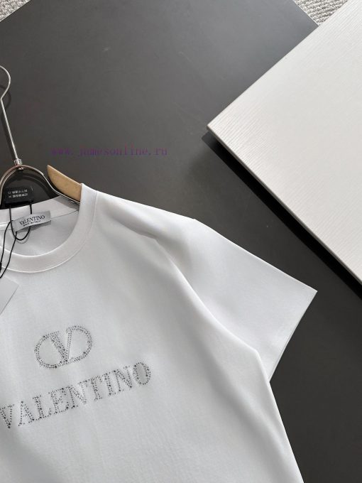 VALENTINO Valentino*2 ꯭ 0 ꯭ 2 ꯭ 5 Spring/Summer Collection Newly Released ️primary ⌚ ️ Valentin gloyqyn5 - Image 3