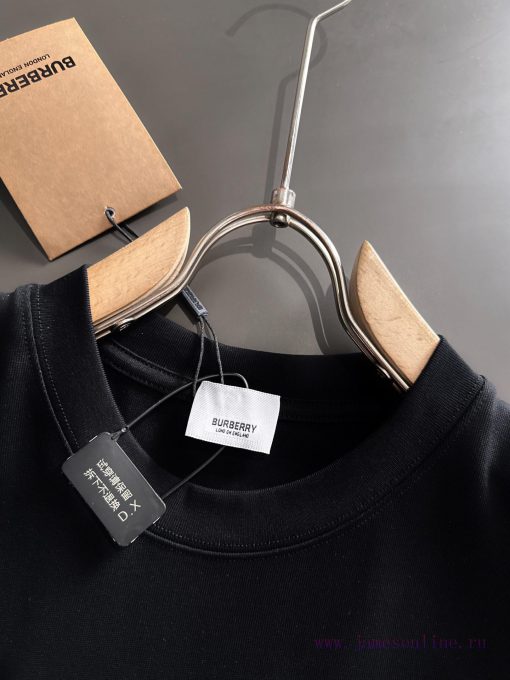 BURBERRY * Market Quality Explosive Product2 ꯭ 0 ꯭ 2 ꯭ 5 Summer Vest Newly Launchedprimary ⌚ ️ fwkdeuuy - Image 4