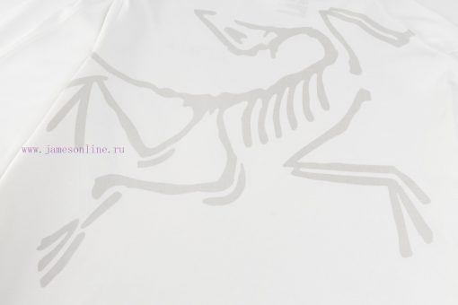 Arc'teryx Ancestral Bird ARC25SS Short Sleeved T-shirt With Printed Logo On The Chest And Back z5nzcz6f - Image 8