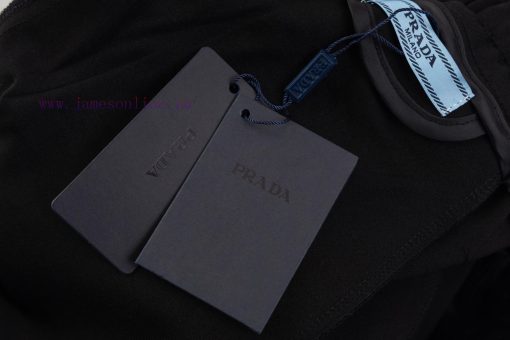 Prada 2025ss Trade Channel Goods The Classic Style Of Casual Sports Shorts Is Unforgettable Wit twhfv1np - Image 5