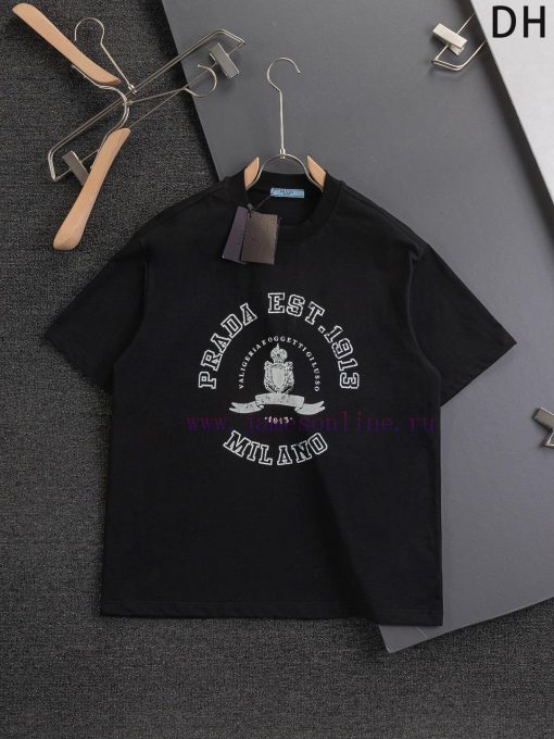 PRADA Triangle Logo Slightly Wide Version S-Xl25ss Spring/Summer Hot Selling New Chest Exquisit somc555k