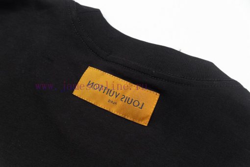 The LV Louis Vuitton 25SS Brand New Craftsmanship Features A Logo Round Neck Short Sleeved T-sh rcbq5k7i - Image 8