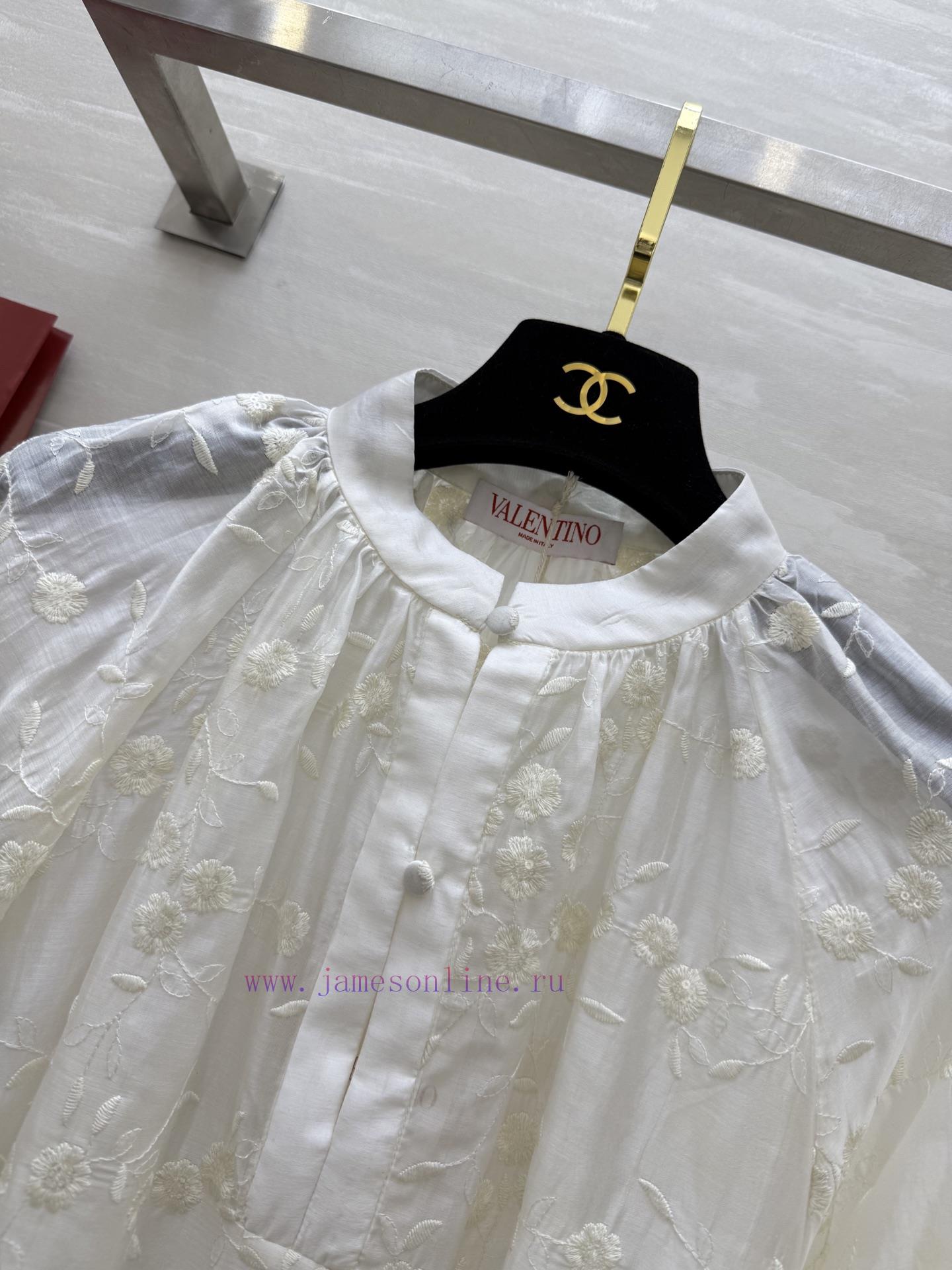 Valentin ² ⁵ New Heavy Duty Embroidered Silk Cotton Shirt With French Retro Style Round Neck De a7q55f8i - Image 3