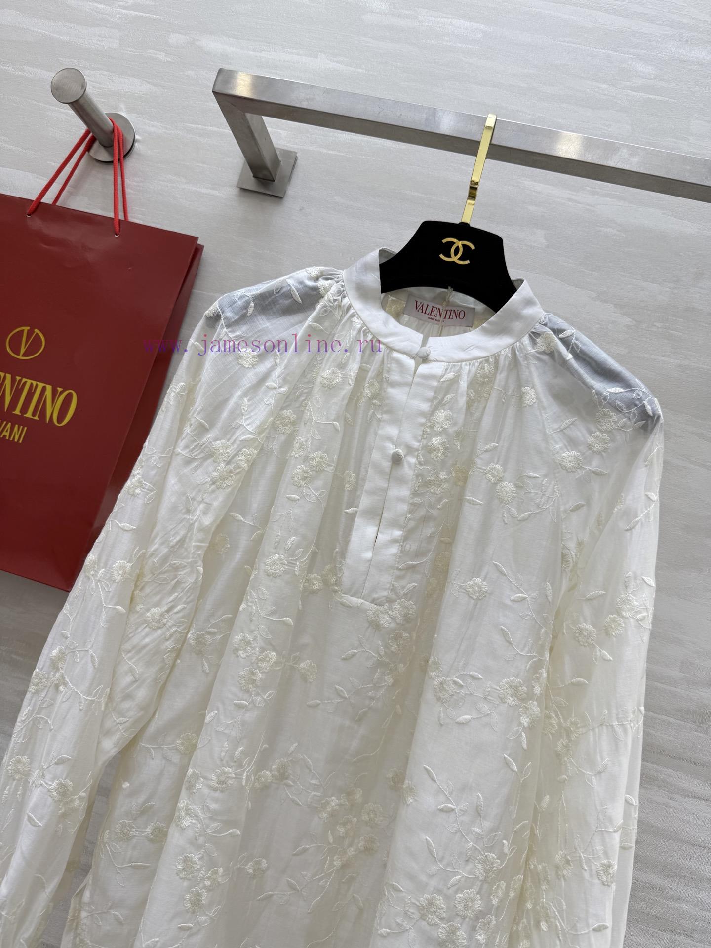 Valentin ² ⁵ New Heavy Duty Embroidered Silk Cotton Shirt With French Retro Style Round Neck De a7q55f8i - Image 5