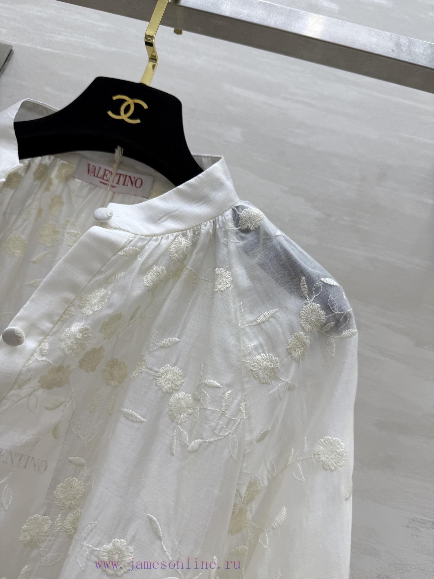 Valentin ² ⁵ New Heavy Duty Embroidered Silk Cotton Shirt With French Retro Style Round Neck De a7q55f8i - Image 7