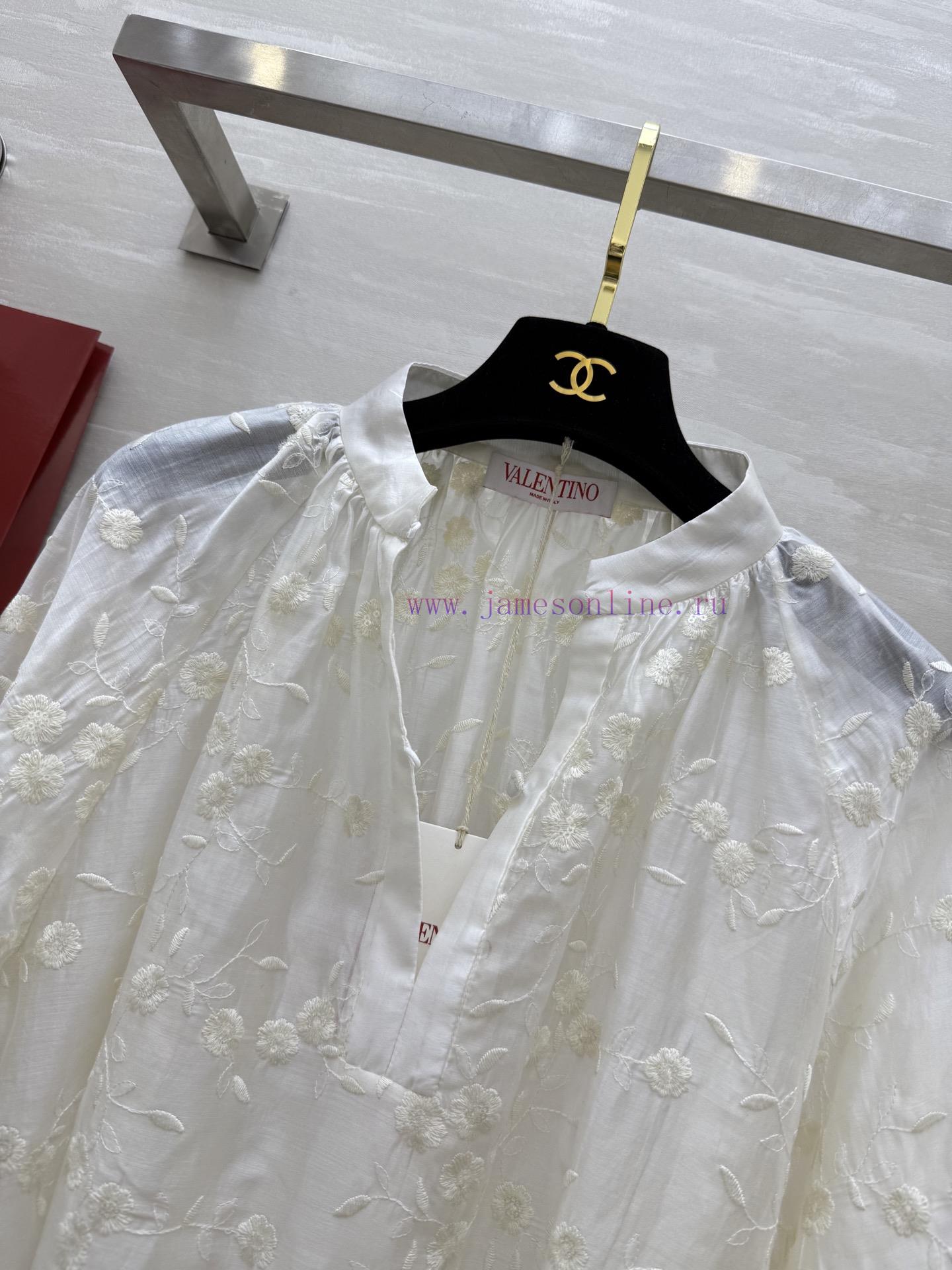 Valentin ² ⁵ New Heavy Duty Embroidered Silk Cotton Shirt With French Retro Style Round Neck De a7q55f8i - Image 8