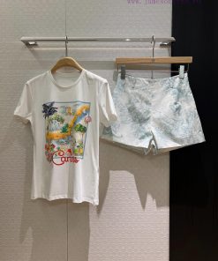 New Souvenir City Limited Edition Landmark Spot Printed T-shirt Hand Drawn Illustration Age Red vn0ag59f