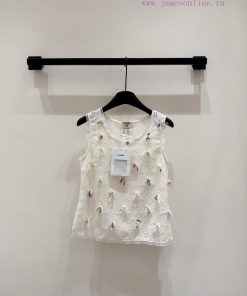 New 25ss 🧡 Middle Aged Chanel~CC's New Hollowed Out T-shirt Is Made Of Soft Fabric With A Light pwya2yd3