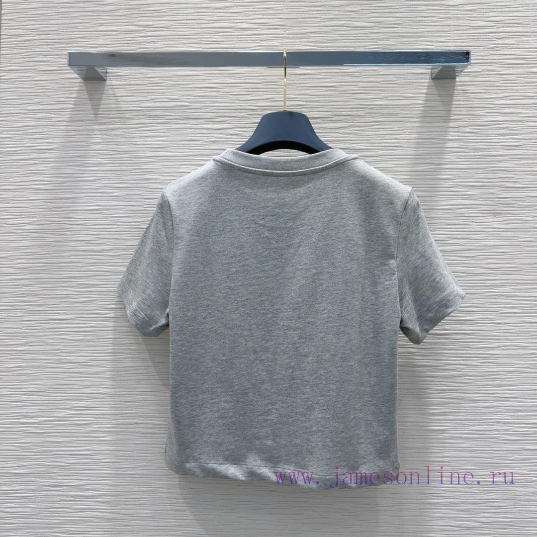 The New Louis Vuitton 2025SS T-shirt Has A Very High Density And A Great Sense Of Craftsmanship 6qhnxe8z - Image 10