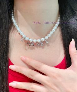 Chanel Chanel Vintage Necklace. The Styles Of Little Chanel Are Truly Exquisite And Elegant Wit 1f1eom5i