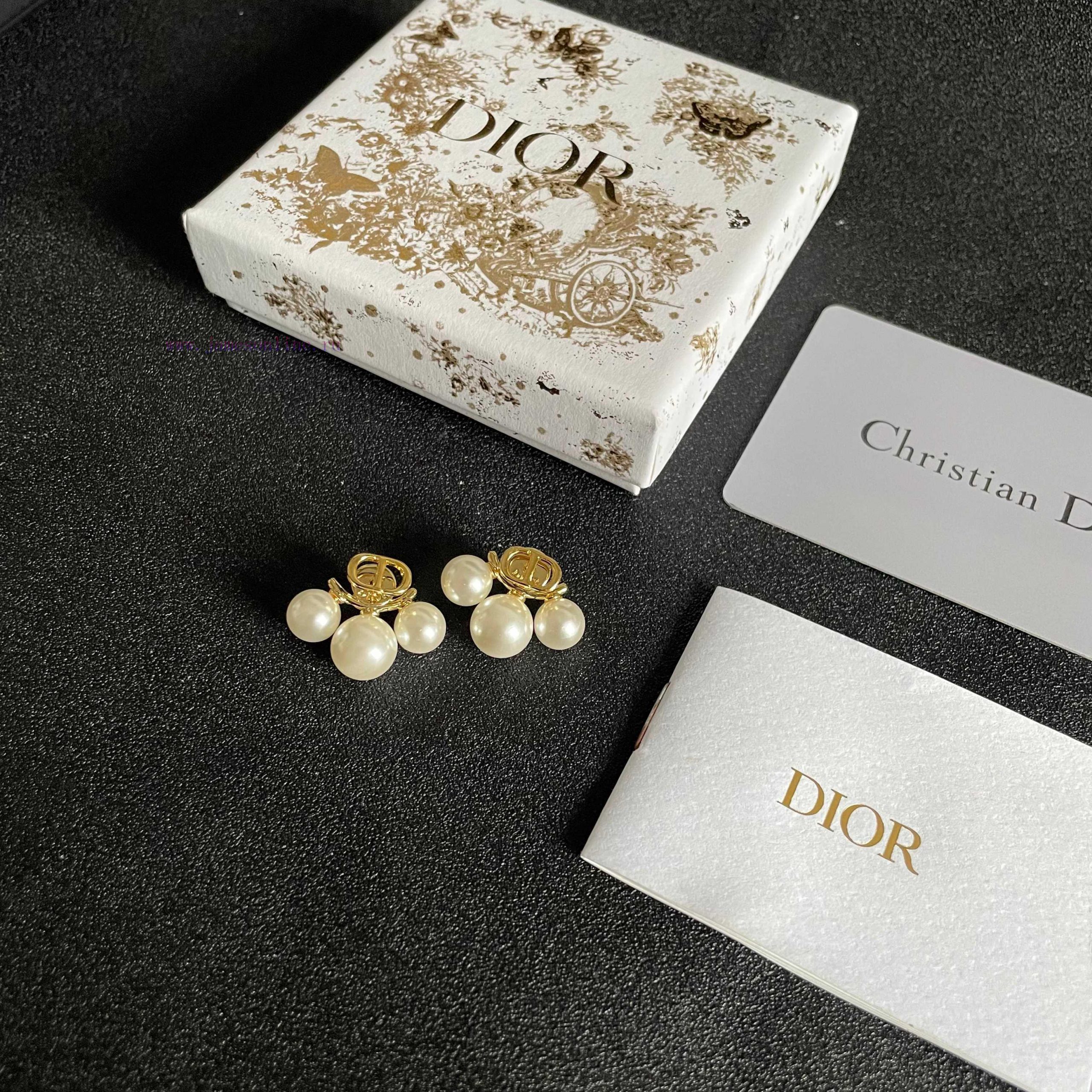 Dior Vintage Earrings Are Now Available In A New Selection With The Original Version Being The 739shbna - Image 6