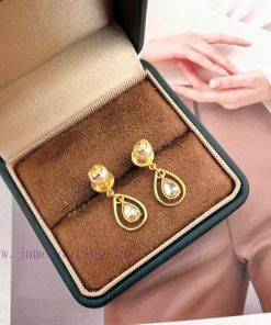 Dior's New Collection Beloved By Top Tier Brands Features Letter Earrings With A Metallic Textu dpkbbrhm