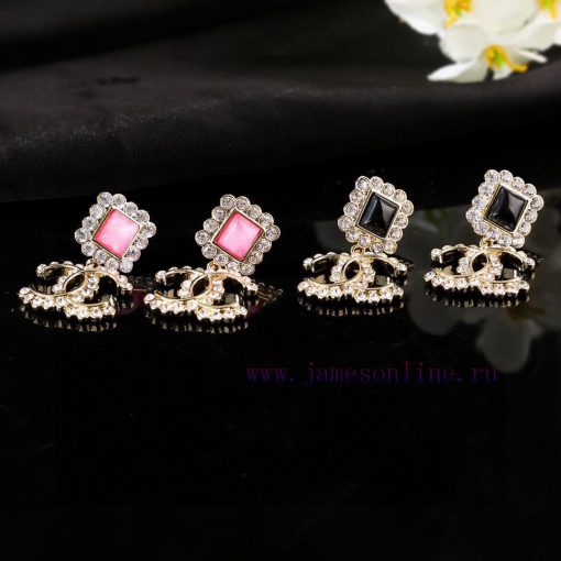 Chanel's New Earrings Are Exquisitely Crafted In Every Detail And This Design Is Truly Stunning 2gc3grfa