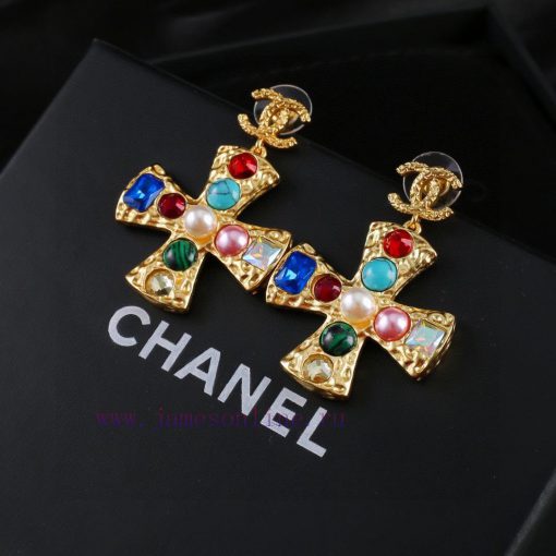 Chanel's New Earrings Are Exquisitely Crafted In Every Detail And This Design Is Truly Stunning cs3j459c - Image 2
