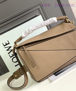 Loewe Bags Loe * We Popular Puzzle Bag Medium Size 29CM Shipped Geometric Bag Medium Size Made Of Cowhide botoj1wb