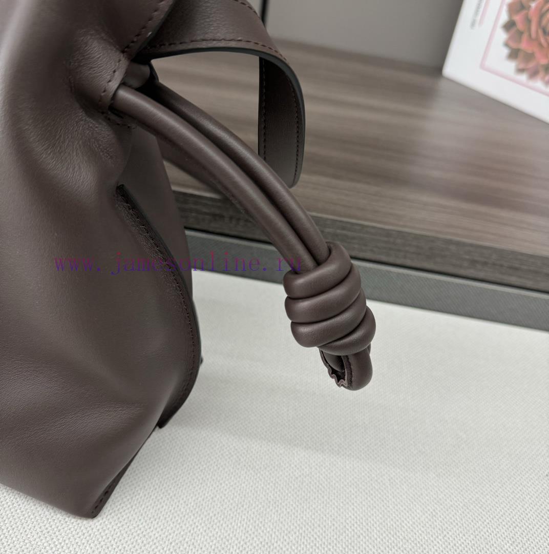 Loewe Bags . L ⊚℮ W ℮ New Nappa Cow Leather Flamenco Lucky Bag Handbag Made Of Nappa Cow Leather With A Dr awt3en13 - Image 7