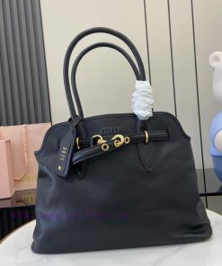 MiuMiu Bags The New Miu Women's Nappa Sheepskin Handbag Comes With A Complete Set Of Original Packaging. In 2hf3jwjw