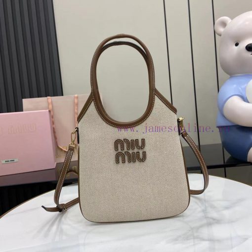 MiuMiu Bags M Home's New Mini Tote Bag Comes With A Complete Set Of Original Packaging. The New Size Is Sma 79ig6er9