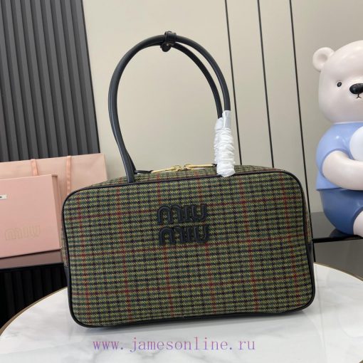 MiuMiu Bags The New MIU MIU Original Wool Qianniao Style Briefcase Combines Fashion And Classic And The Nex o29quzsn