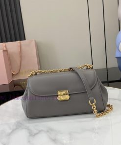 MiuMiu Bags MiuM's New Baguette Bag Comes With A Complete Set Of Original Packaging. This Shoulder Bag Cont q4zl6r7k