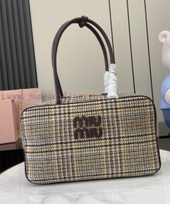 MiuMiu Bags The New MIU MIU Original Wool Qianniao Style Briefcase Combines Fashion And Classic And The Nex hrjlgkya