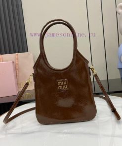 MiuMiu Bags M Home's New Mini Tote Bag Comes With A Complete Set Of Original Packaging. The New Size Is Sma m5w1di50